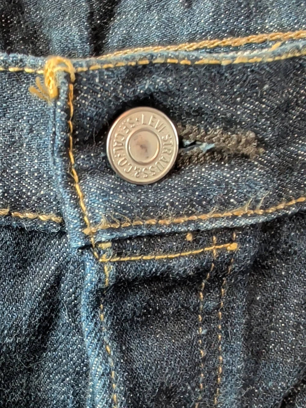 Levi's Men's Dark Indigo Straight Jeans 501 Button Fly 38 X 30 Like New